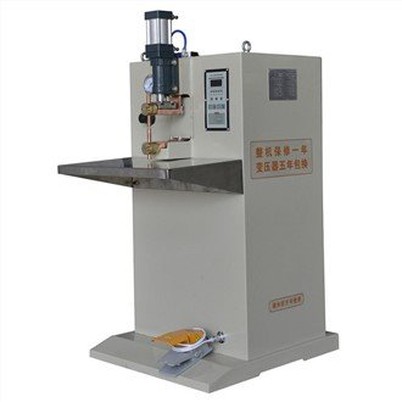 Stolová bodová zváračka